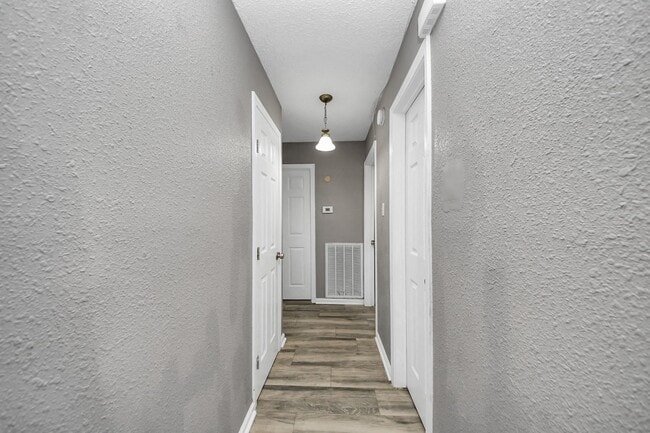 Building Photo - 11031 Kirkmead Dr