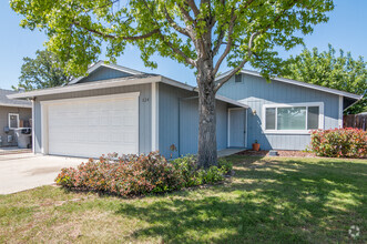 Building Photo - 3 Bedroom 2 Bath Home in Quail Ridge Subdi...