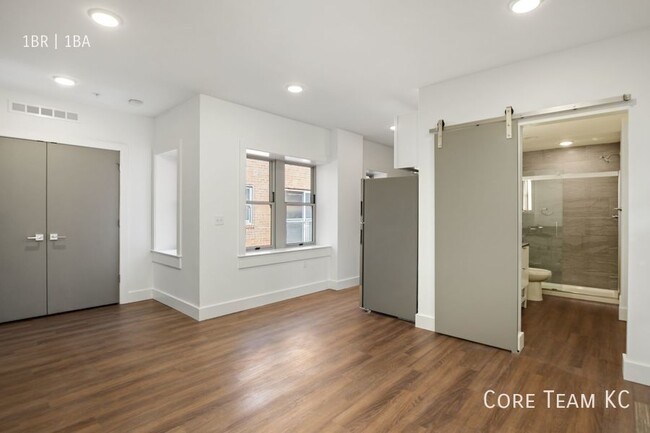 Building Photo - One bedroom For Rent in Midtown