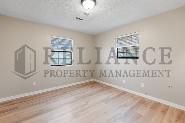 Building Photo - 235 Trout Ave