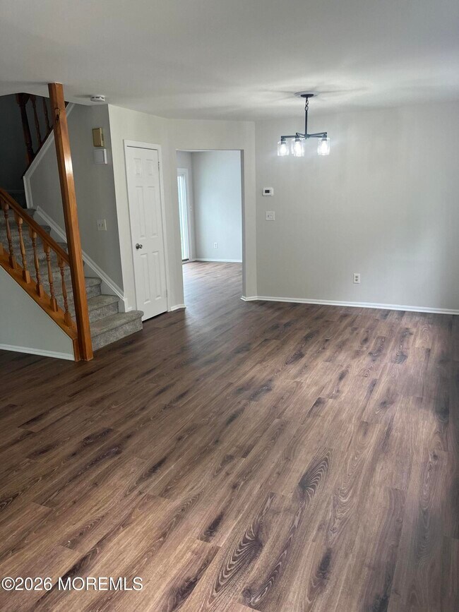 Building Photo - 157 Malibu Dr