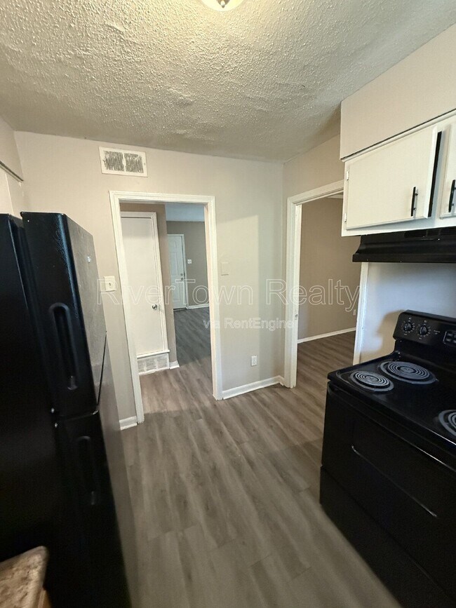 Building Photo - 3386 Spring Water Cove