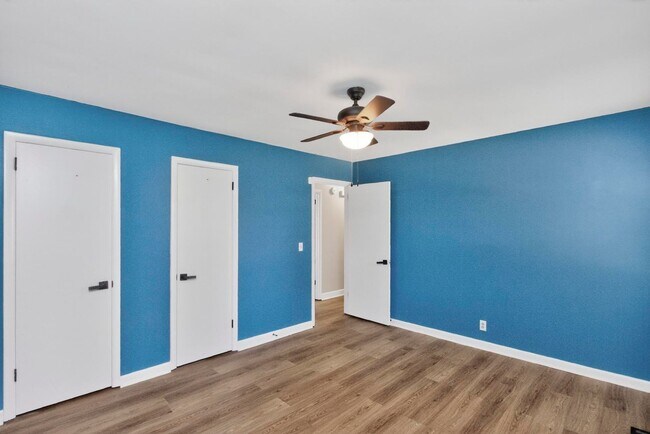 Building Photo - 3153 Towne Village Rd
