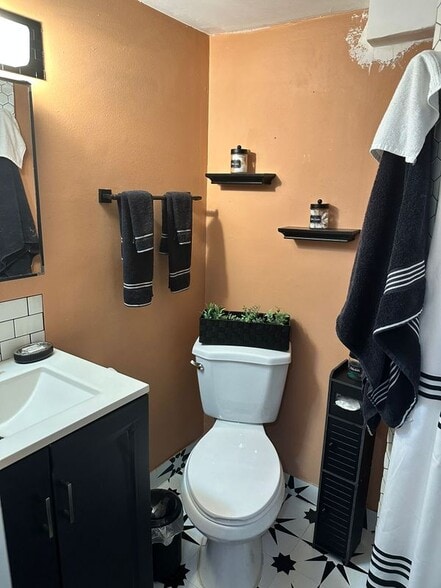 Building Photo - 315 Mt Eden Pkwy