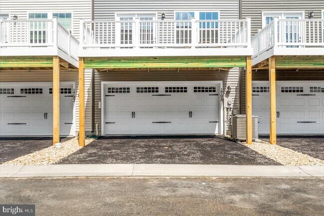 Building Photo - 1795 Atlas Dr
