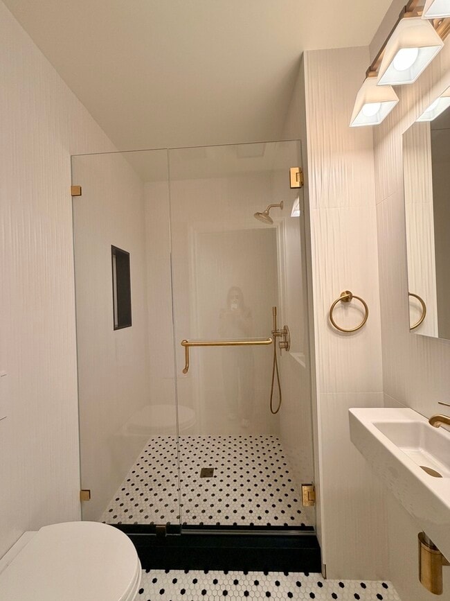 Building Photo - 1249 Kearny St