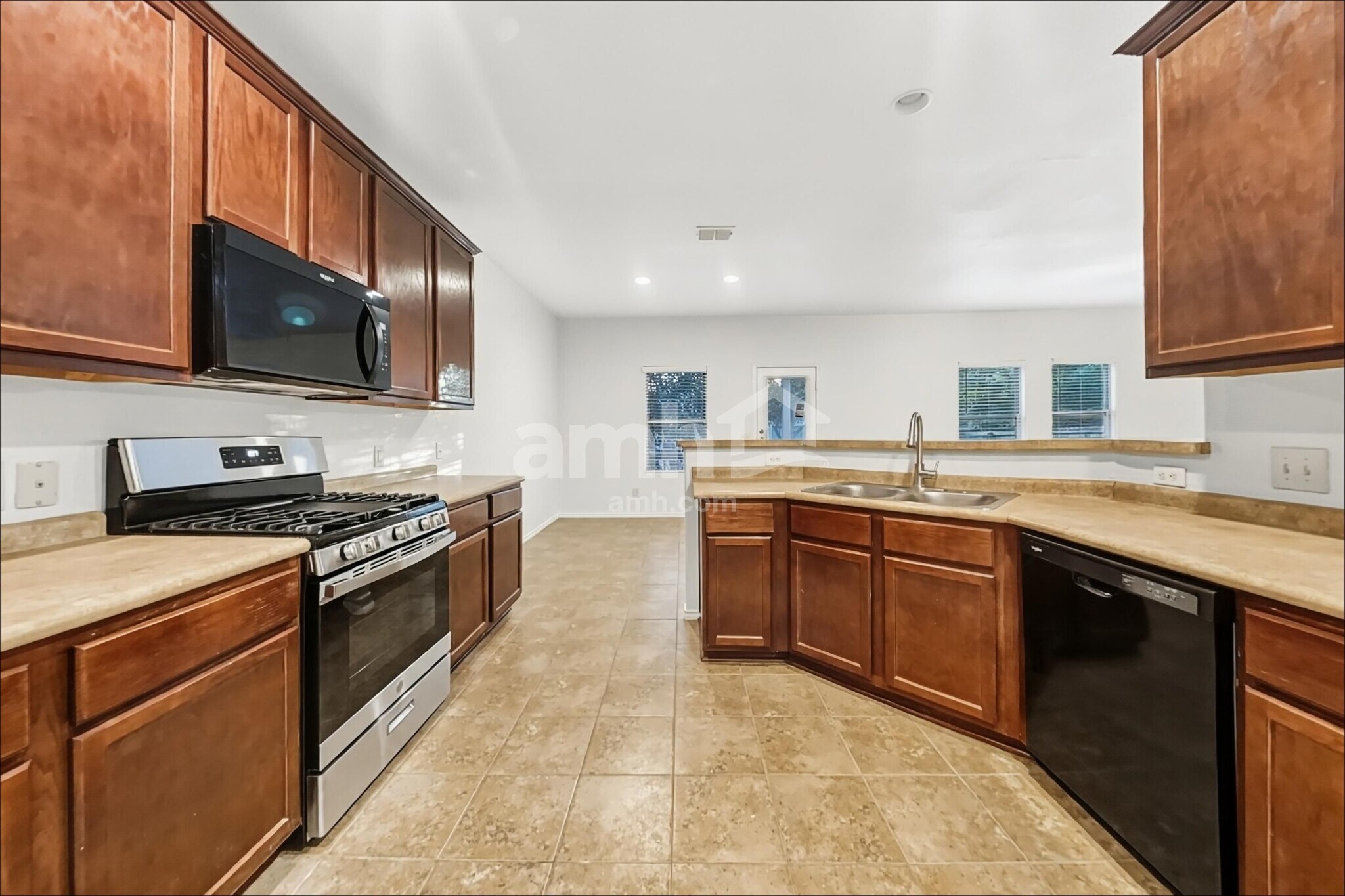 Building Photo - 431 Tequila Ranch