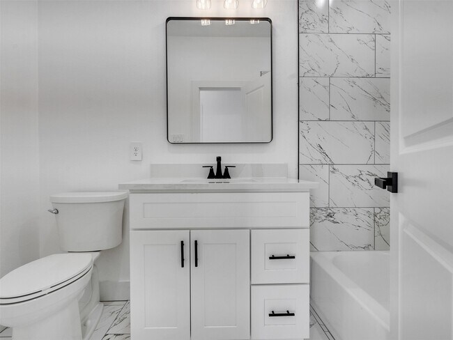 Building Photo - 4421 Reed Rd