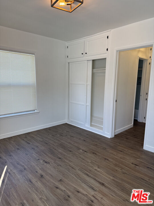 Building Photo - 2560 Venice Blvd.