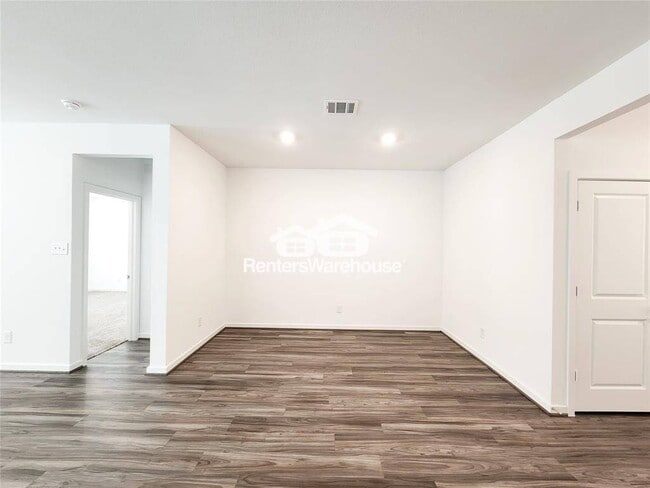 Building Photo - 7230 Greenbriar Bnd Ct