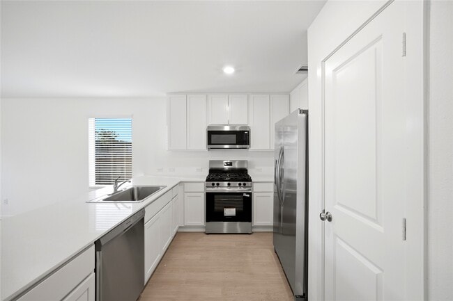 Building Photo - 25585 Rose Creek Dr
