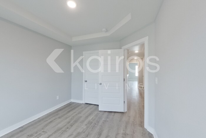 Building Photo - 6405 Upchurch Dr