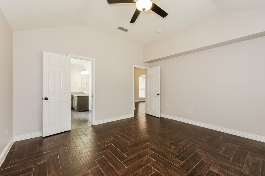 Building Photo - 613 Fawn Meadow Trail