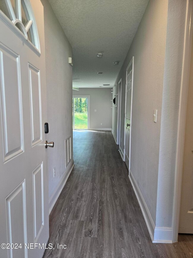 Building Photo - 8516 April St