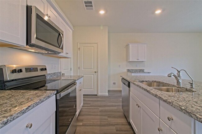 Building Photo - 109 Gemsbok Rd
