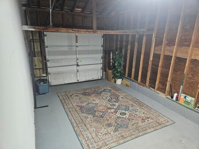 Building Photo - 2213 Wharton Ave