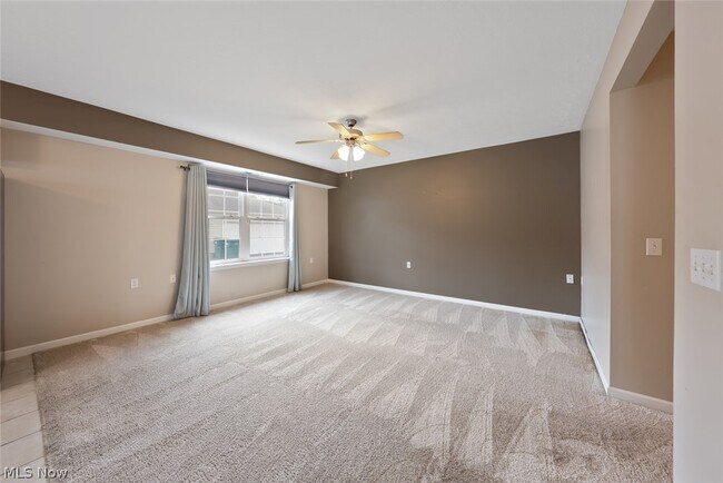 Building Photo - 11531 Riverview Ct