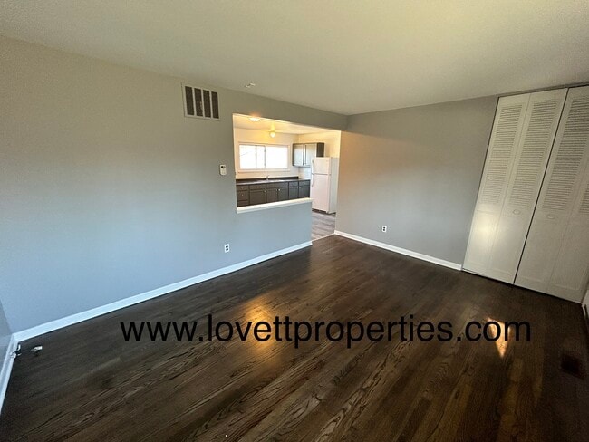 Building Photo - 17221 New York St