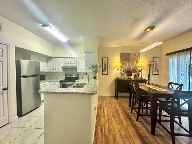 Building Photo - 1 bedroom unit at The Links in Haile Plant...