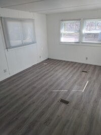 Building Photo - 11285 E Pleasant Lake Rd