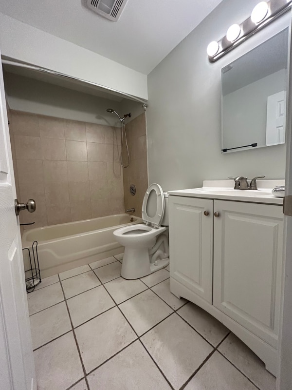 Building Photo - 277 Canton St