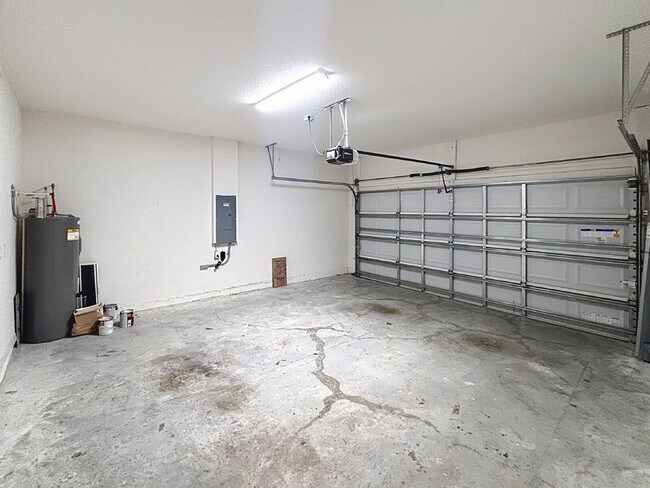 Building Photo - 12657 Promenade Estates Blvd