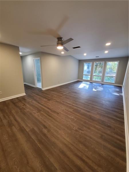 Building Photo - 2780 Burtz Dr
