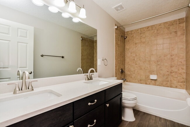 Building Photo - 4716 Barbados Loop