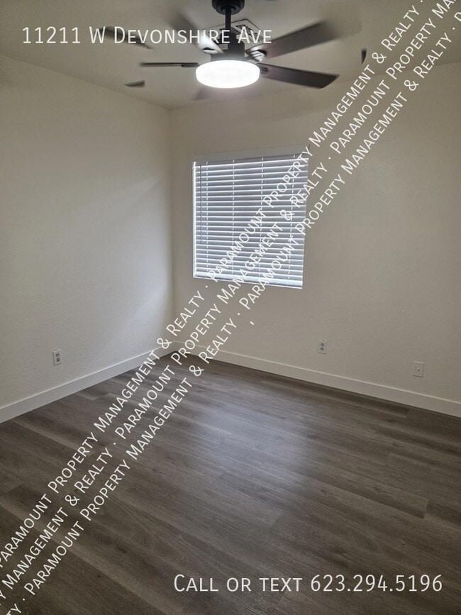 Building Photo - 11211 W Devonshire Ave