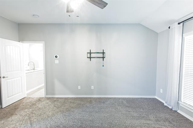Building Photo - 1713 Cattleman St