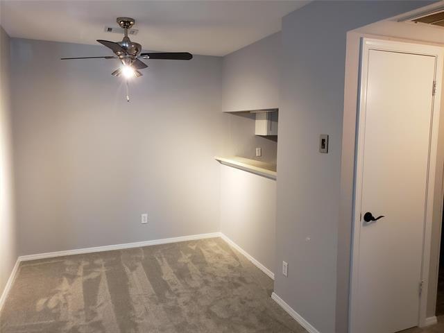 Building Photo - 18333 Roehampton Dr