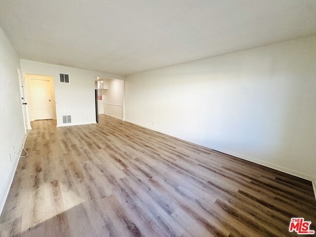 Building Photo - 757 Ocean Ave