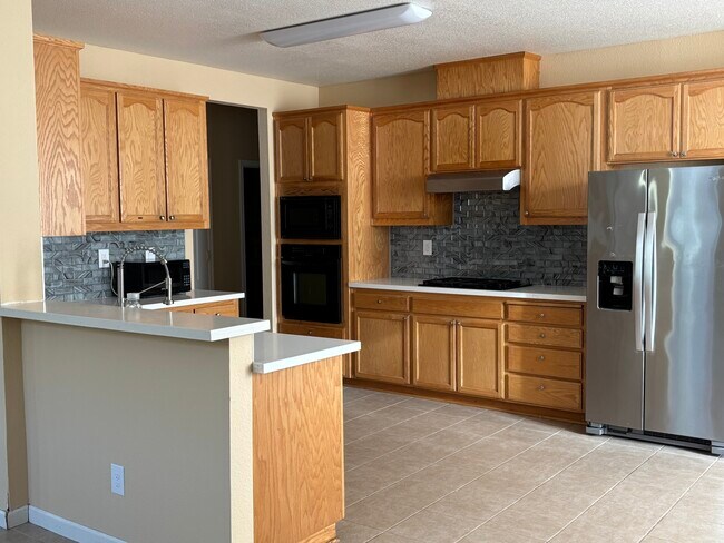 Building Photo - 3776 Pintail Dr