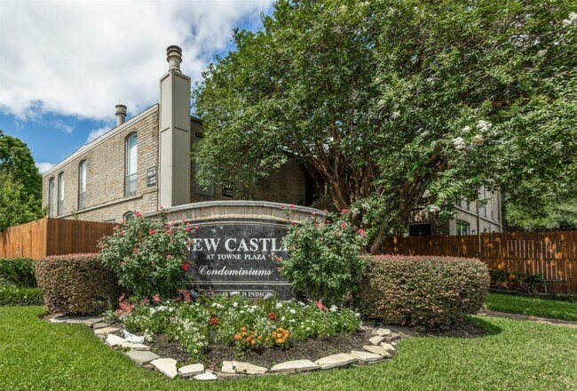 Building Photo - 4633 Wild Indigo St