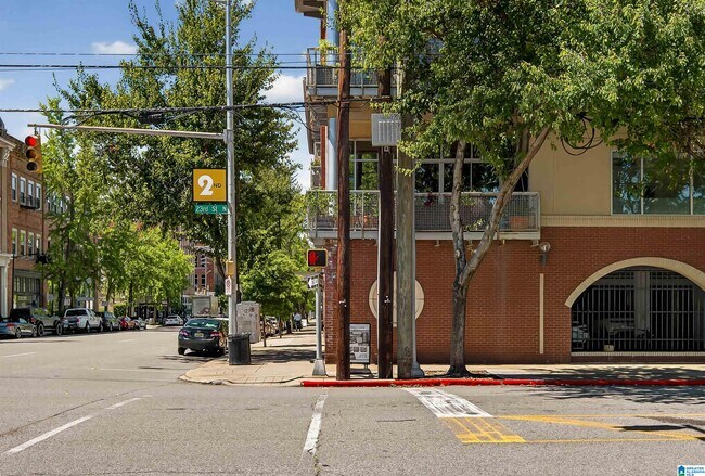 Building Photo - 2222 2nd Ave N