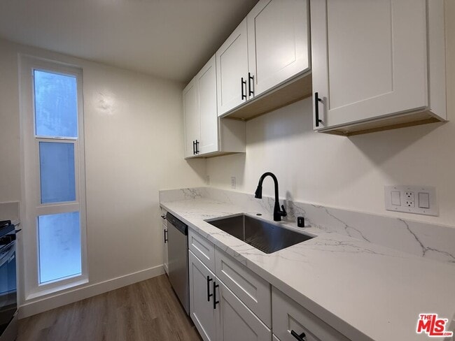 Building Photo - 1743 9th St