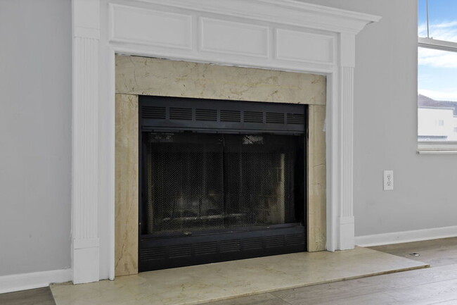 Building Photo - 3112 Fabyan Dr