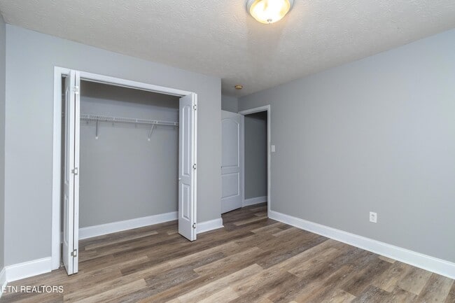 Building Photo - 7005 Buddy J Ln