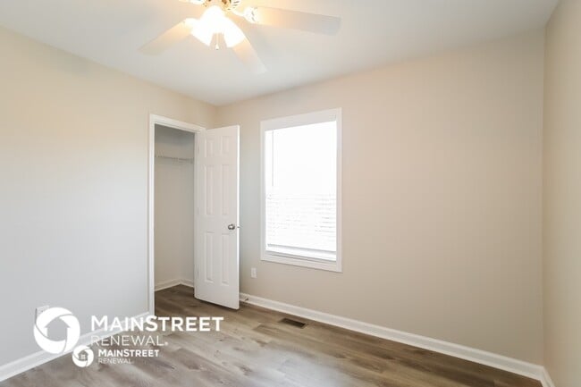 Building Photo - 83 Greatwood Dr