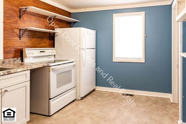 Building Photo - 17425 IN-37