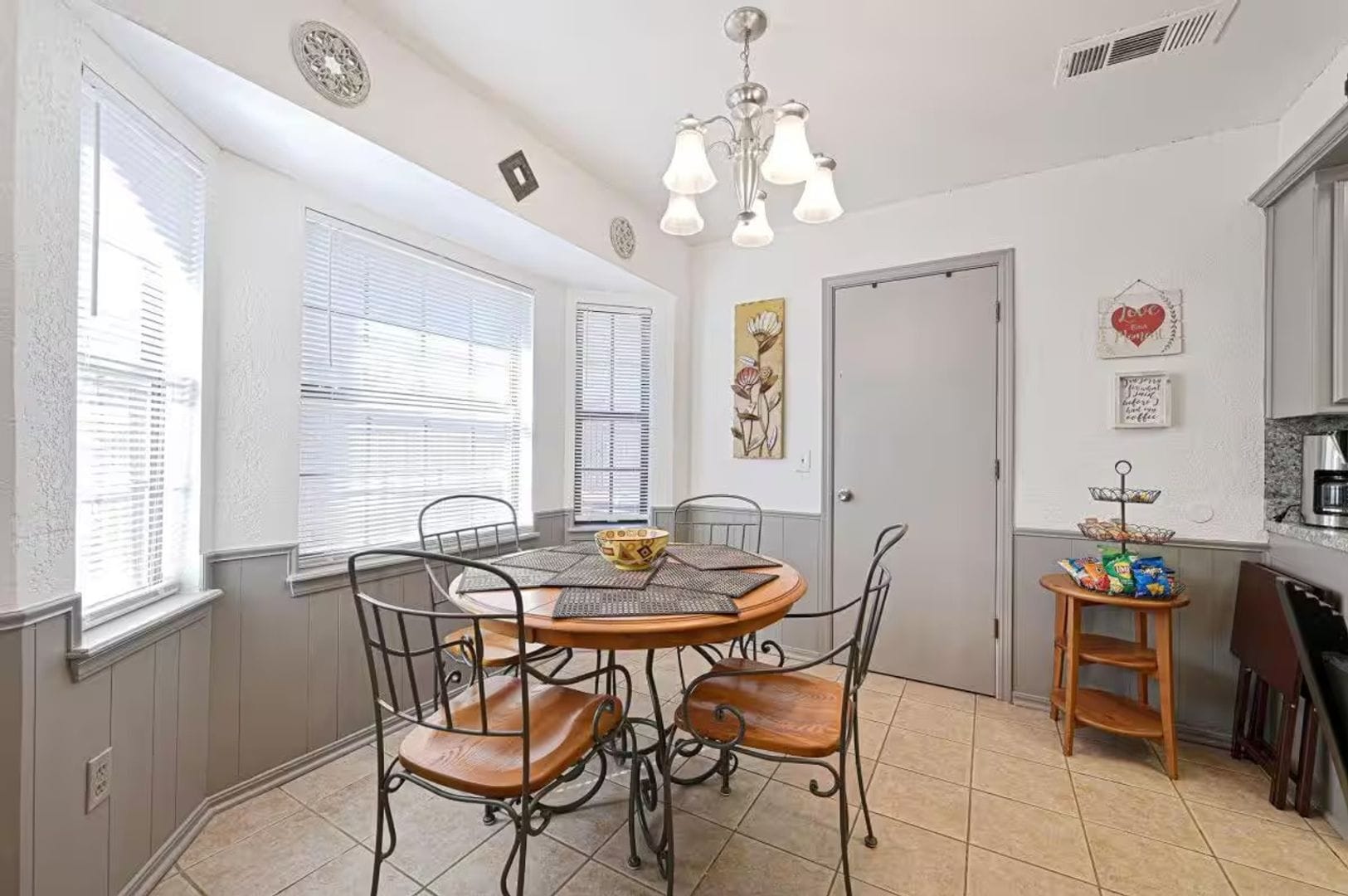 Building Photo - 1212 SW 99th Terrace