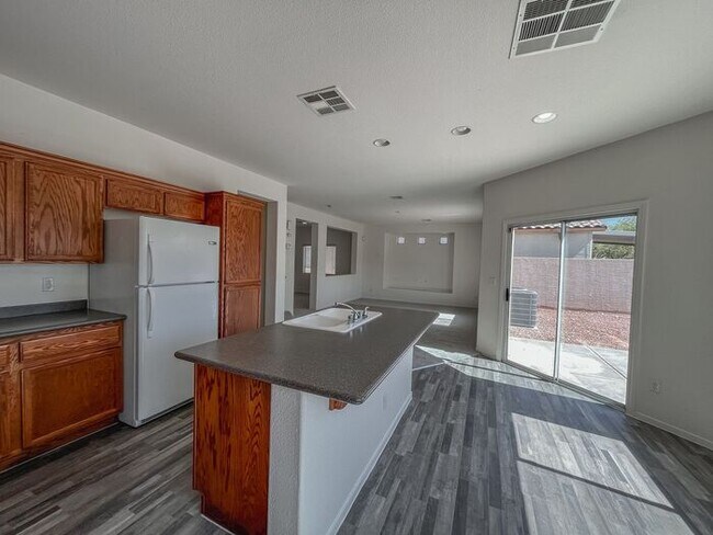 Building Photo - Charming Two-Story Home with Spacious Layout!