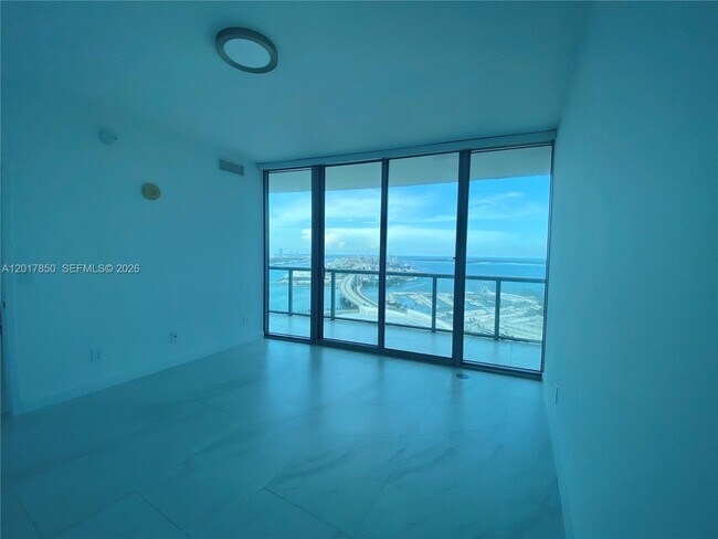 Building Photo - 888 Biscayne Blvd