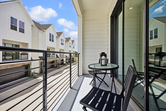 Building Photo - 10614 Cascade Ledge Ln