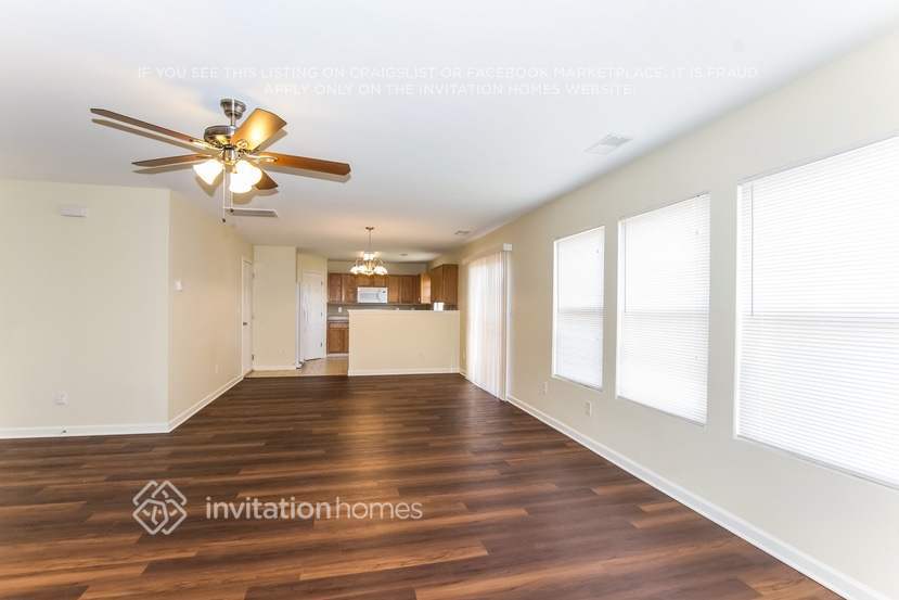 Building Photo - 1536 April Knoll Ct
