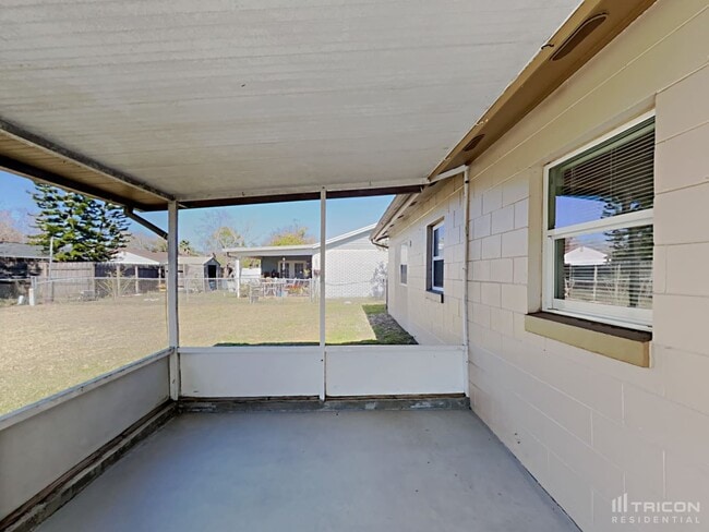 Building Photo - 152 Mante Dr