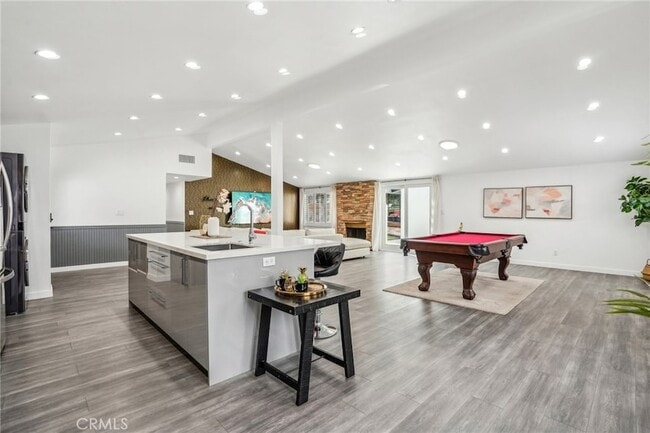 Building Photo - 5633 Rawlings Ave