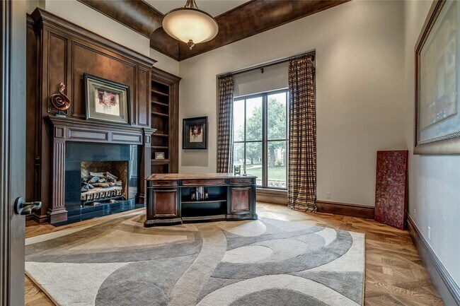 Building Photo - 5701 Mistletoe Ct