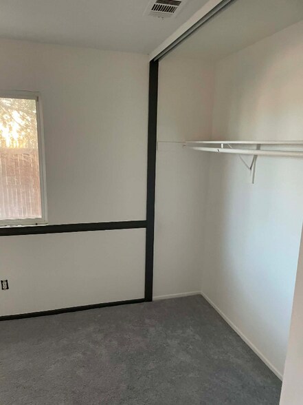 Building Photo - 14513 Palm St