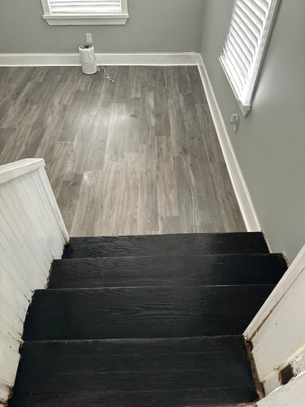 Building Photo - 14 Church St